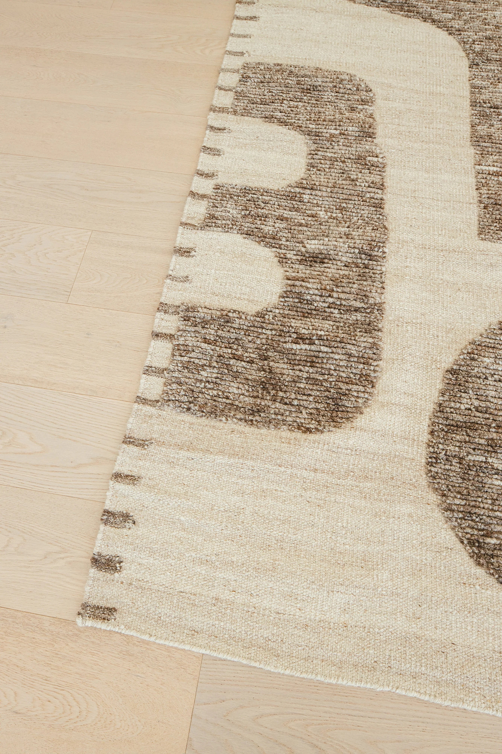 Leblon Abstract Pattern New Zealand Wool Rug in Natural