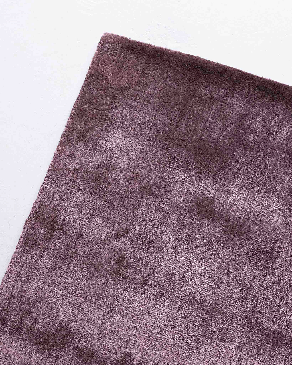 Sample of Lustre Luxe in Mulberry