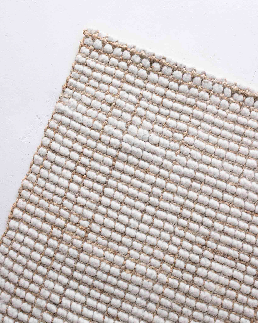 Alskar Handwoven Wool and Jute Doormat in Ivory
