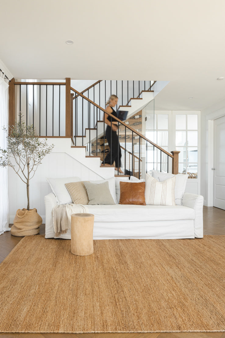 Lavanya Jute Rug in Natural