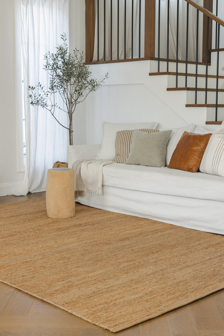 Lavanya Jute Rug in Natural