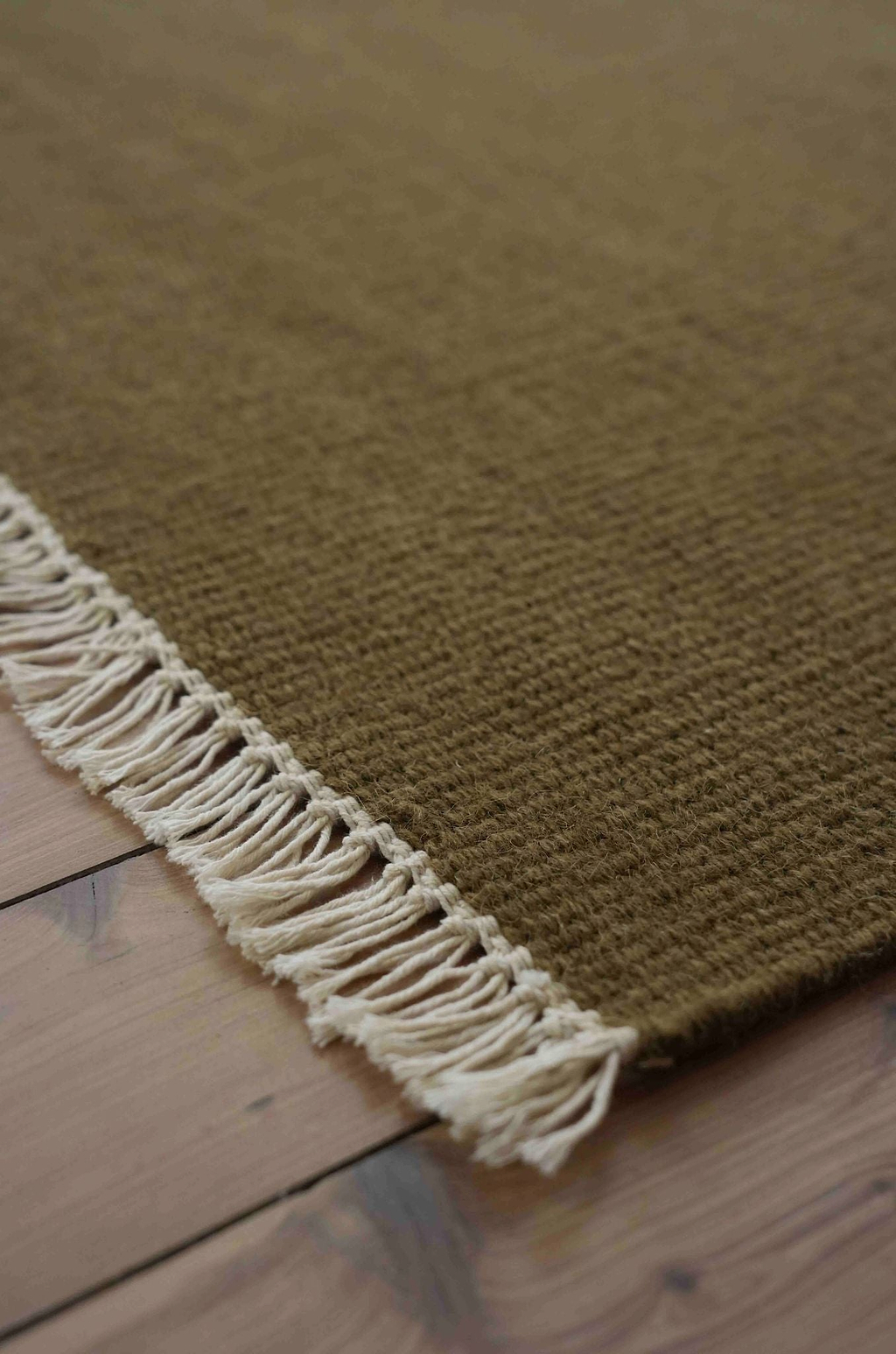 Terrain Reversible Wool Rug in Moss