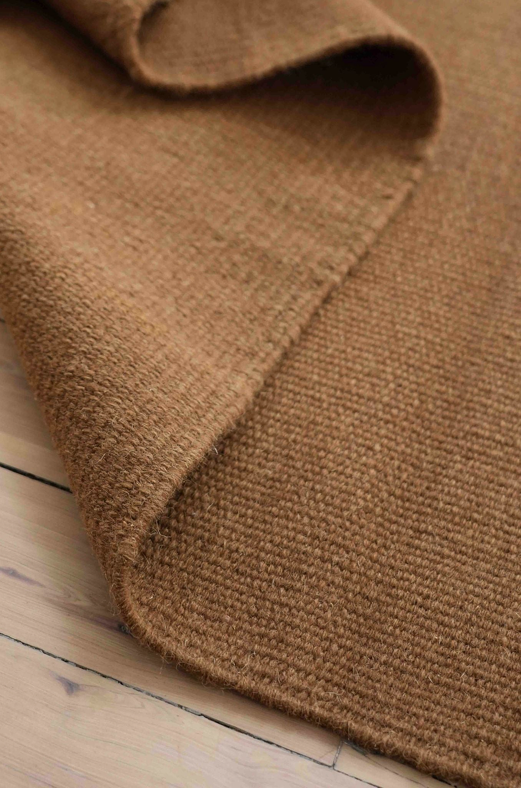 Sample of Terrain Reversible Wool Rug in Bark