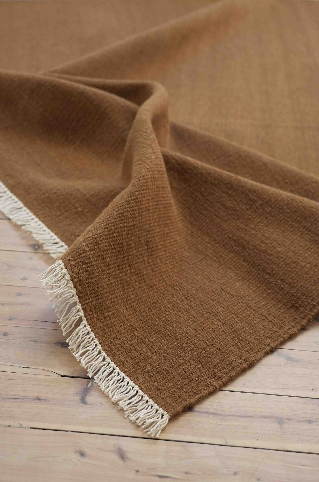 Sample of Terrain Reversible Wool Rug in Bark