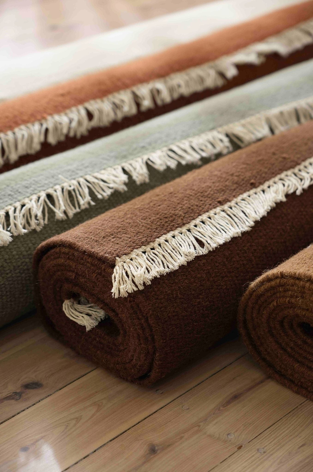 Sample of Terrain Reversible Wool Rug in Bark