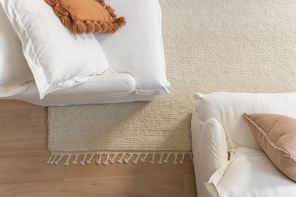 Sapna Hand Knotted New Zealand Ribbed Wool Rug in Ivory