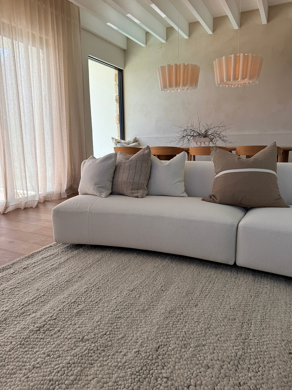 Newport Pebbly Weave Wool Rug in Grey