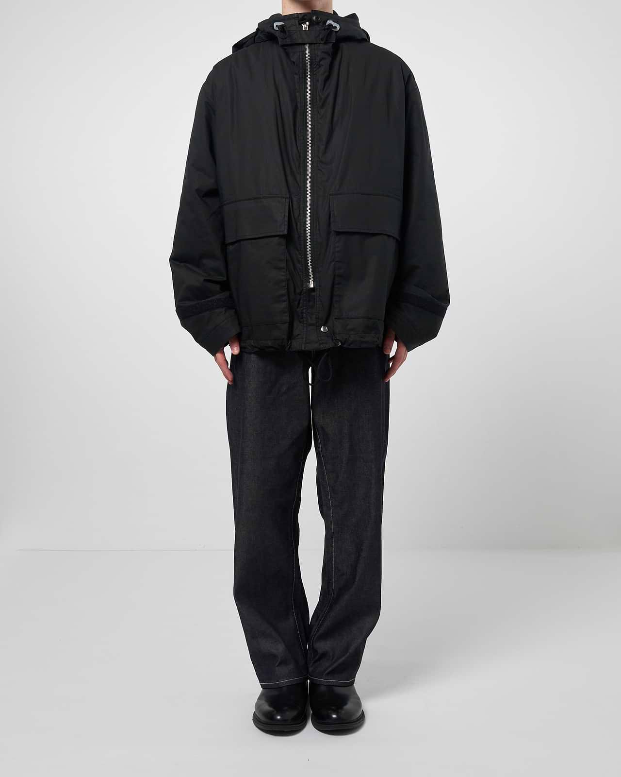 着用サイズL／身長176cm