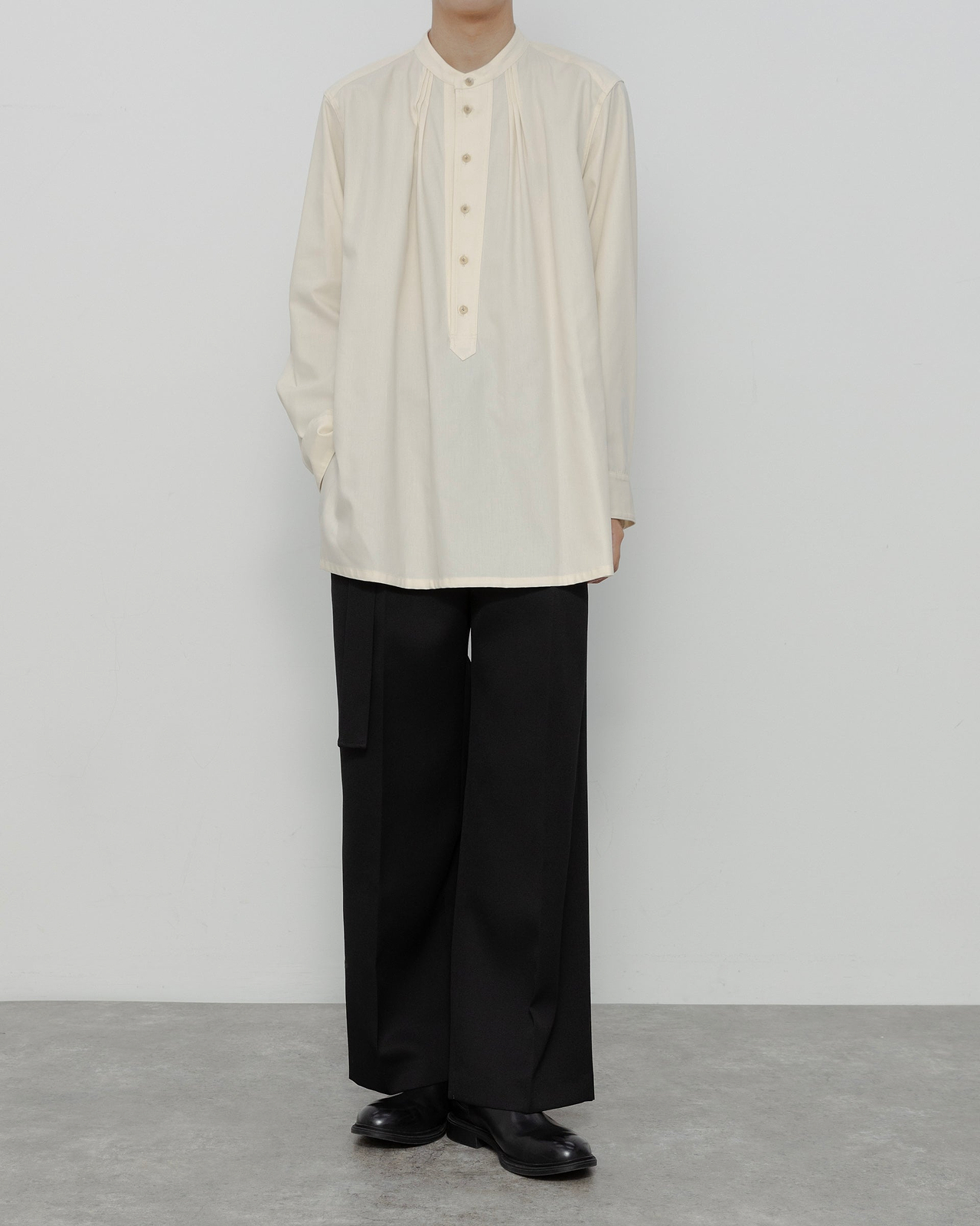 着用サイズ：2（身長180cm）