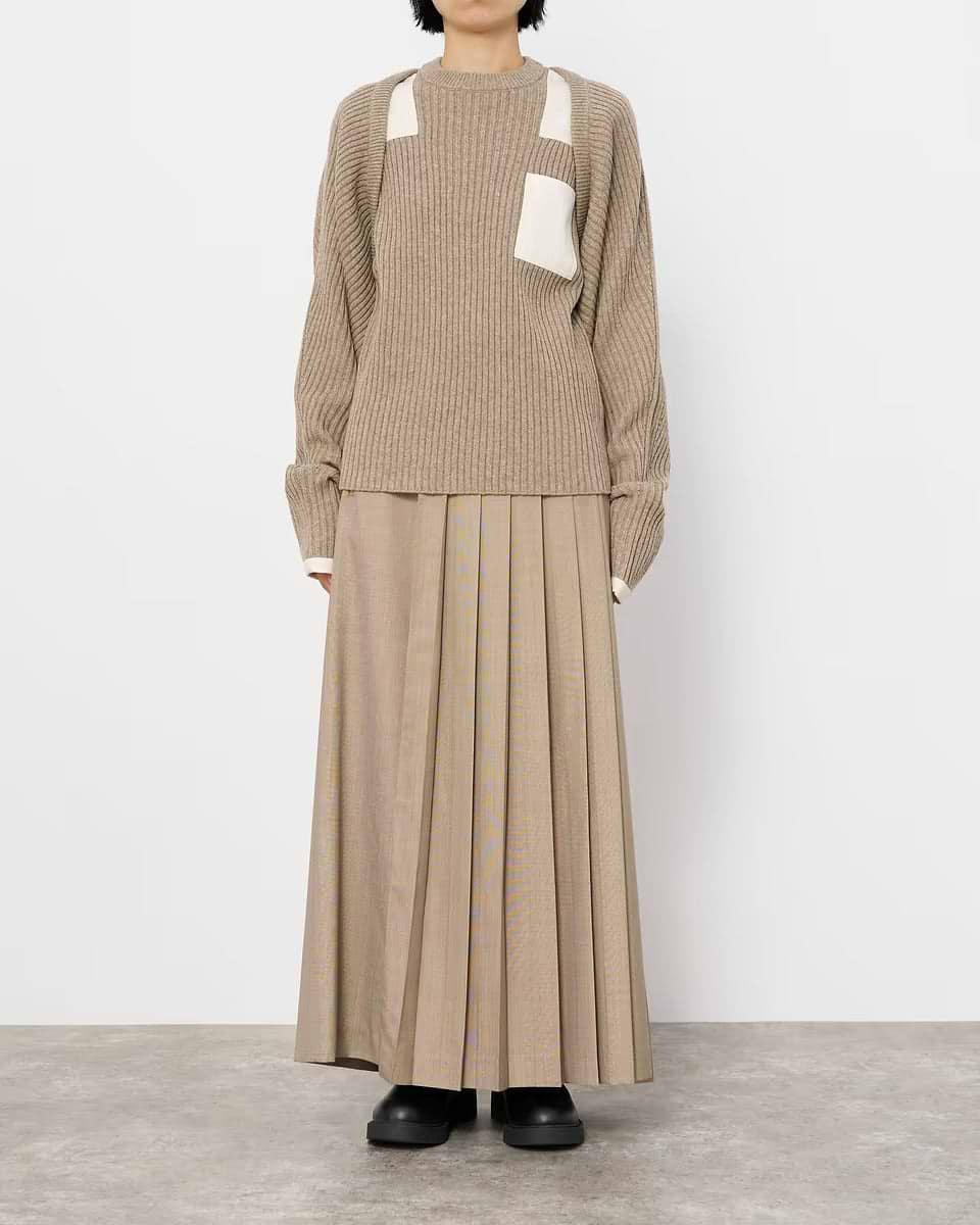 着用サイズ：M（身長160cm）