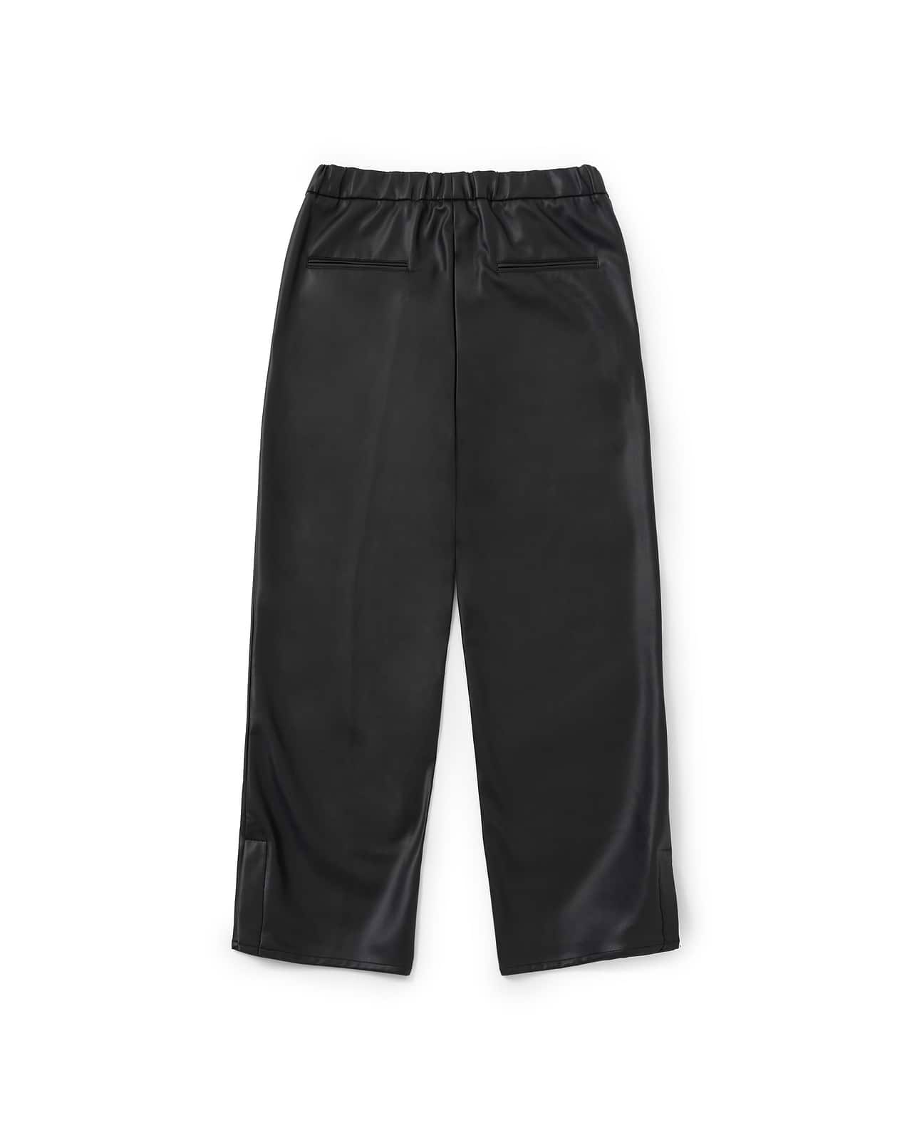 シンセティックレザーリラックスパンツ