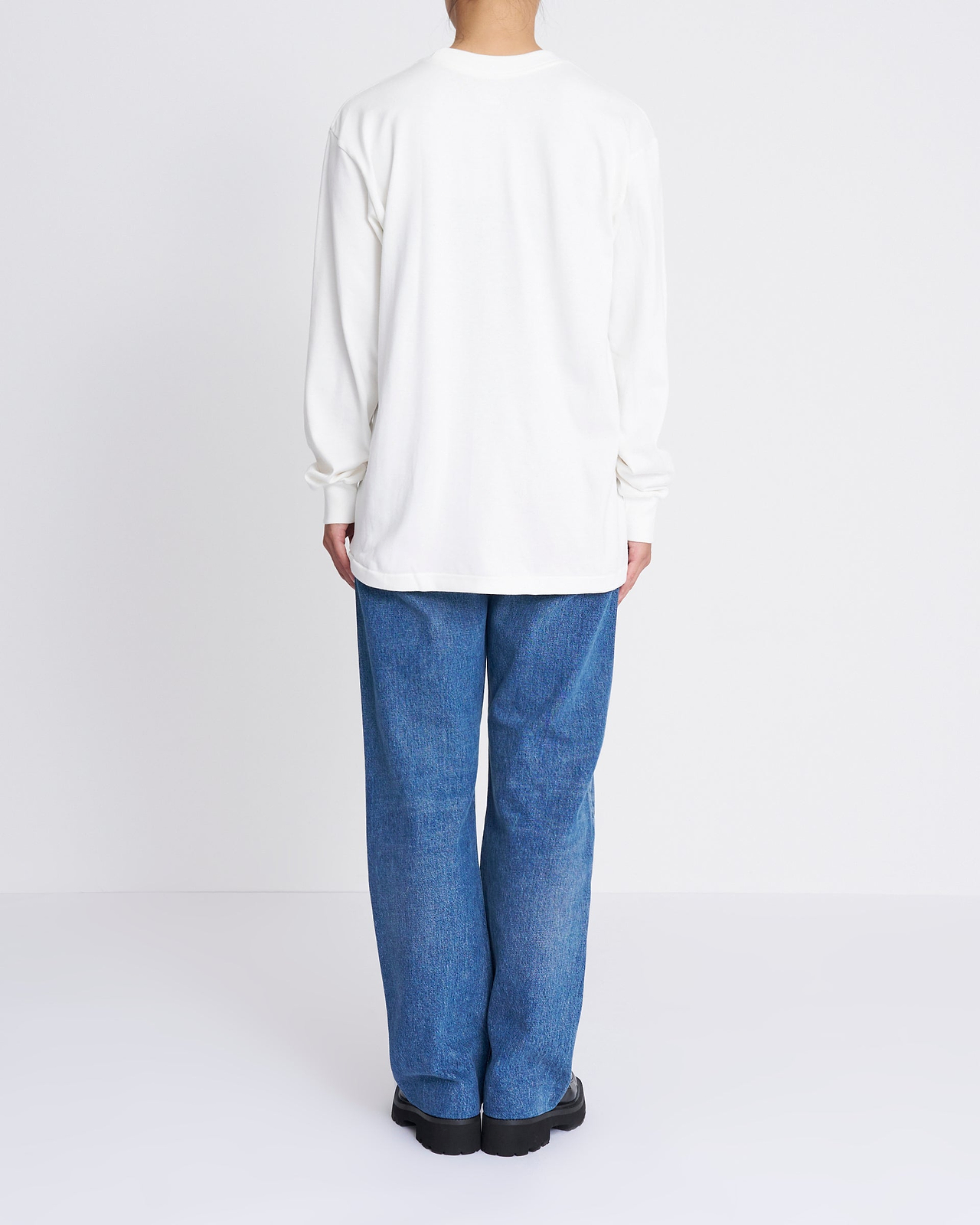 Hanes T-SHIRTS SHIRO／クルーネックロングスリーブTシャツ