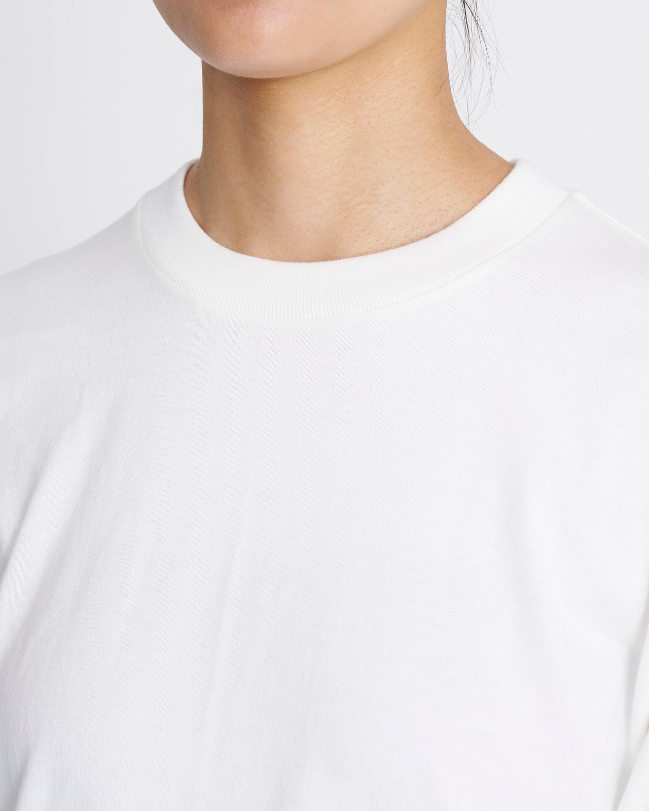 Hanes T-SHIRTS SHIRO／クルーネックロングスリーブTシャツ