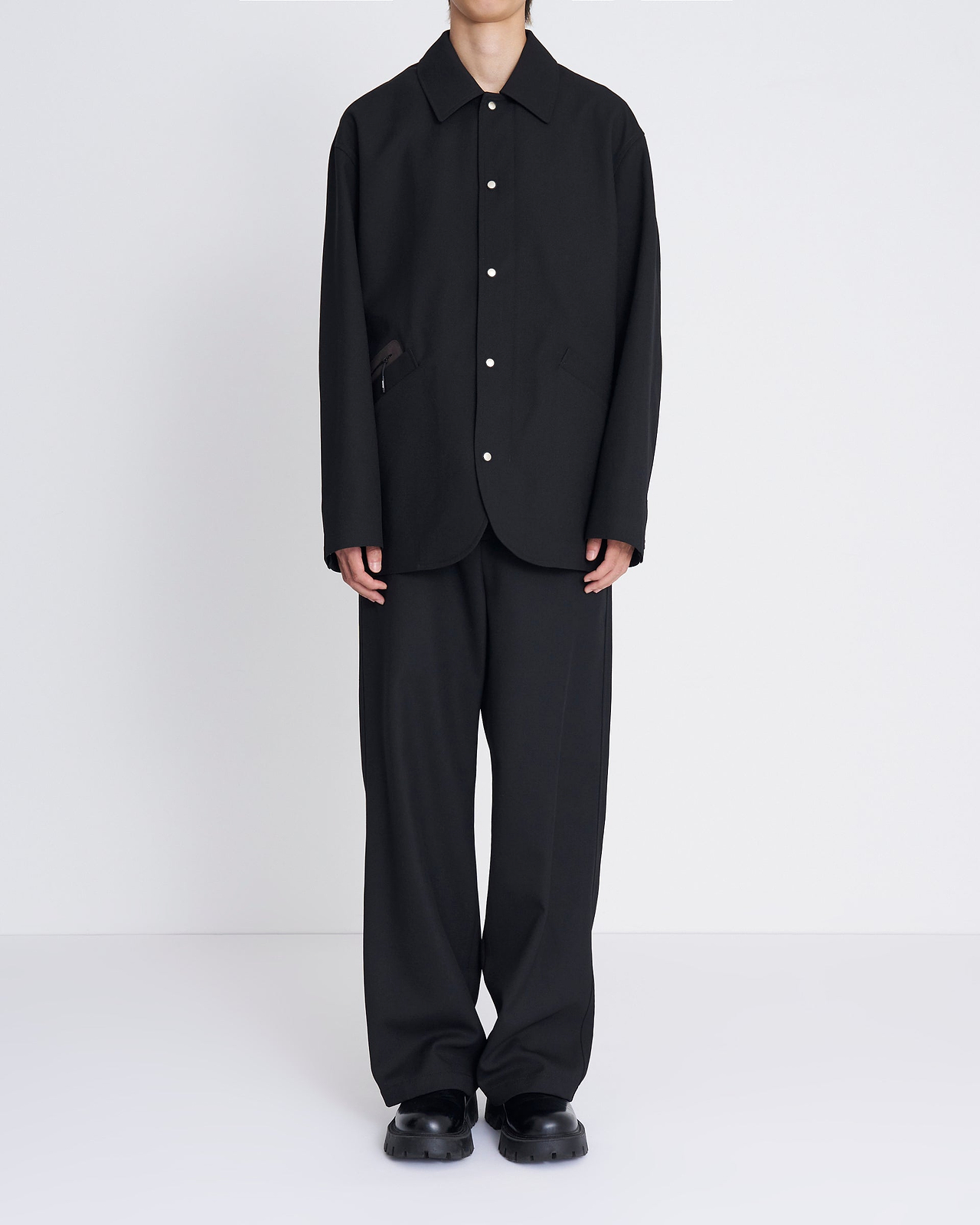 着用サイズ2／身長175cm