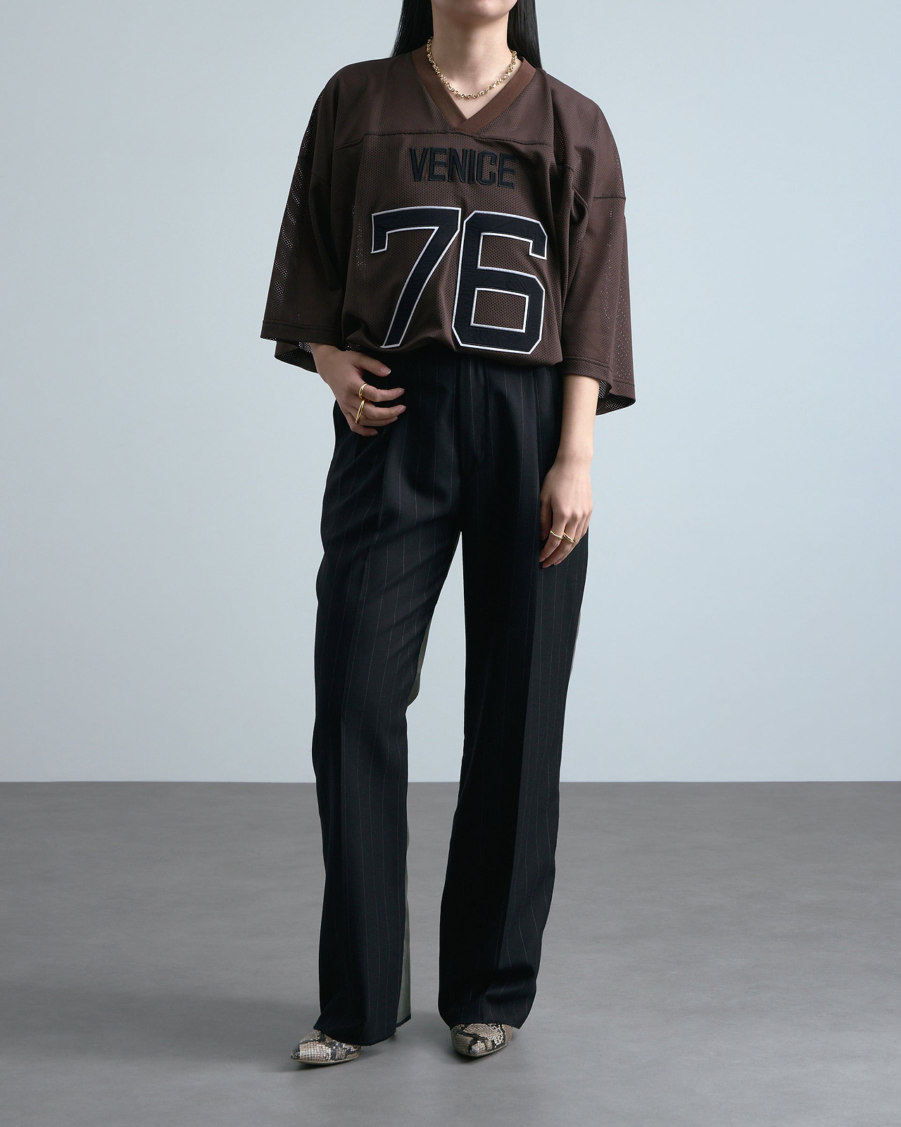 INSCRIRE】メッシュフットボールTシャツ | ナンバリング ロゴ 