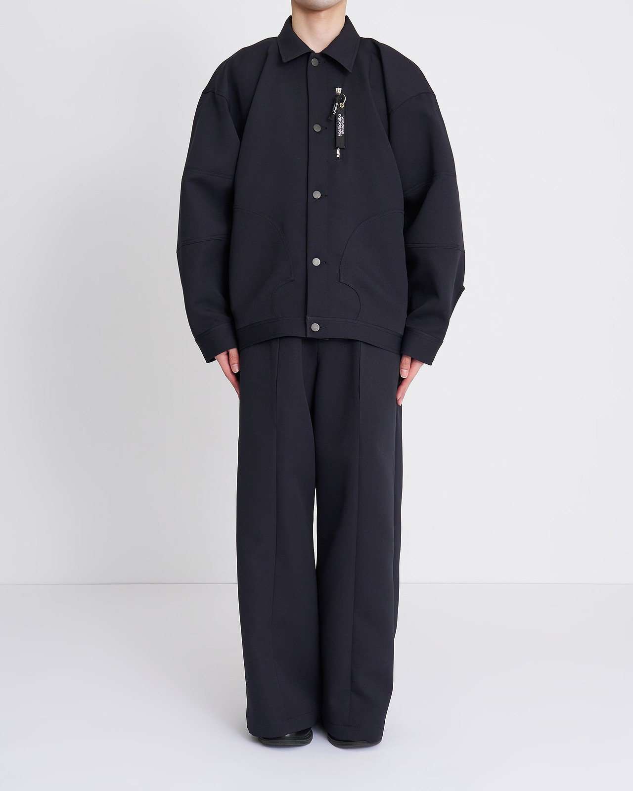 着用サイズ2／身長175cm