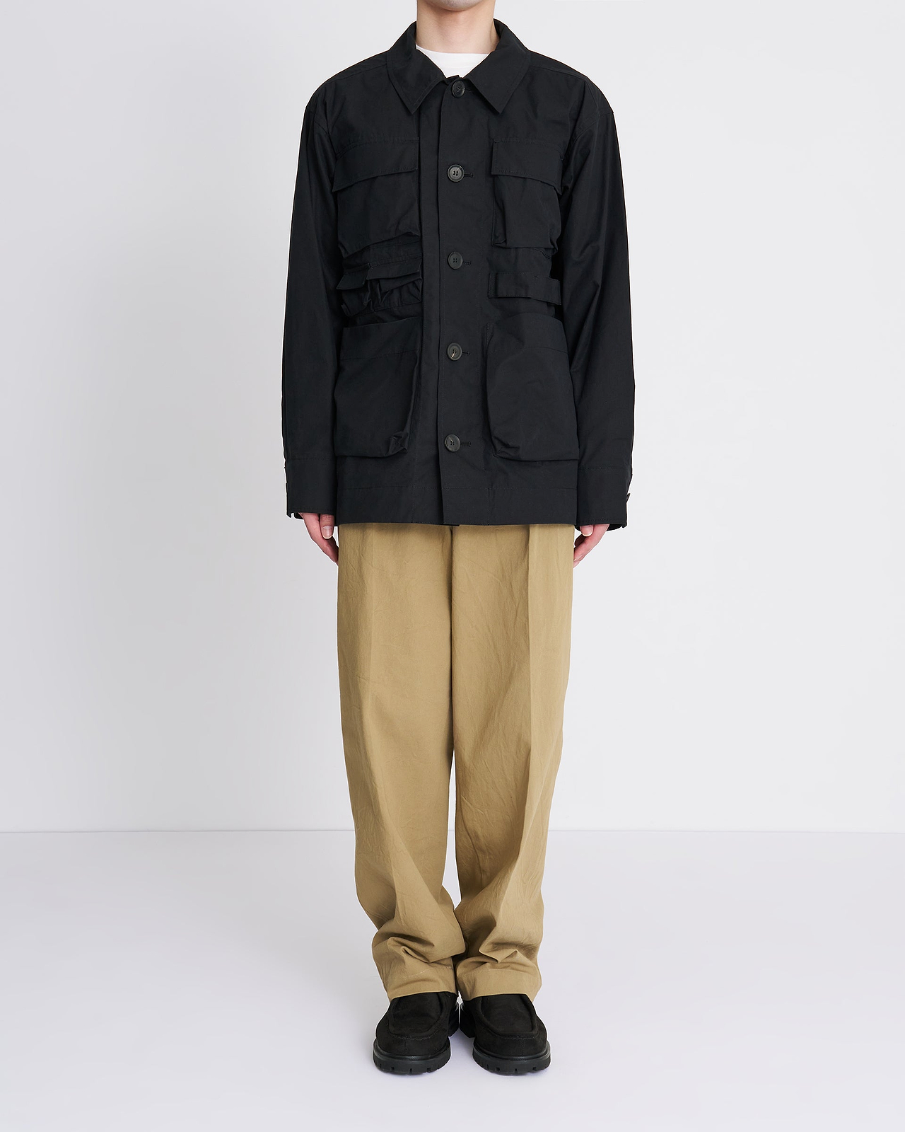 着用サイズM／身長177cm