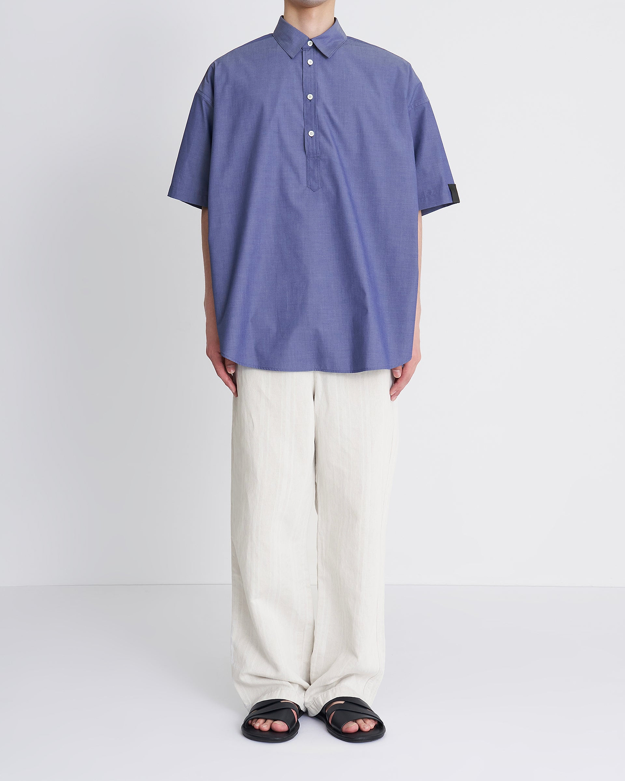 着用サイズ38／身長177cm