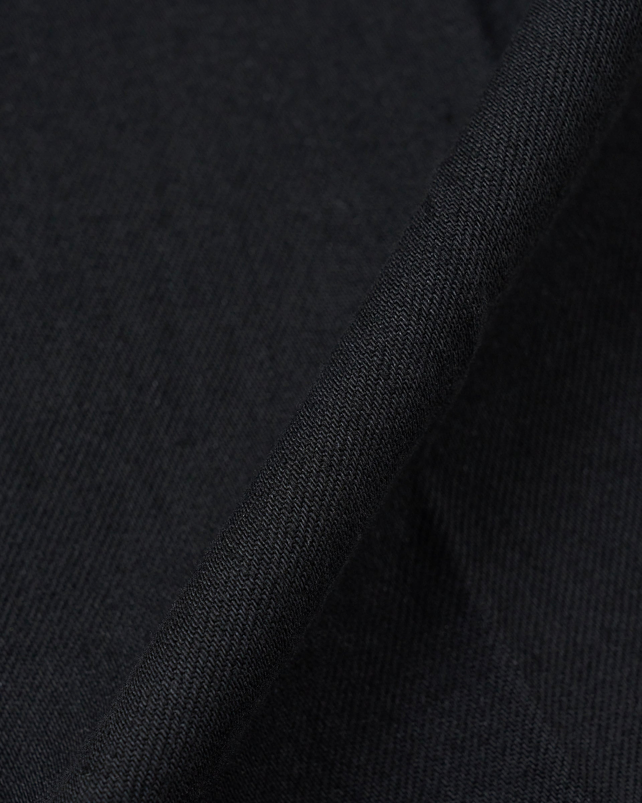 【26AW】THEワイドジーントラウザーズ（ブラック×ブラック）
