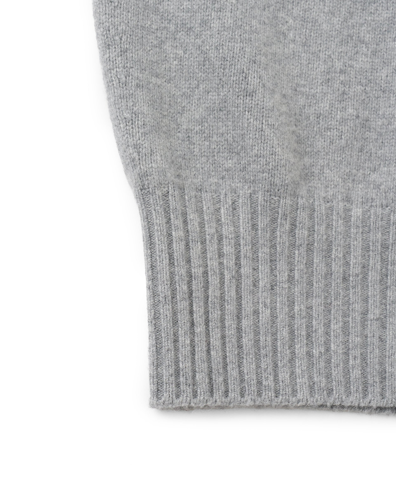 【26AW】ファインウールプルオーバーニット