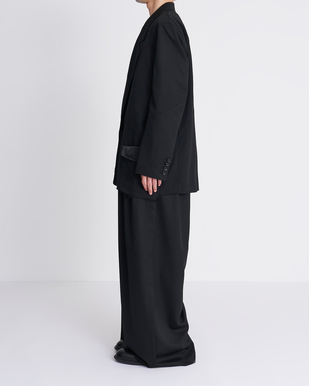 【26AW】ギャバジンスイッチングジャケット