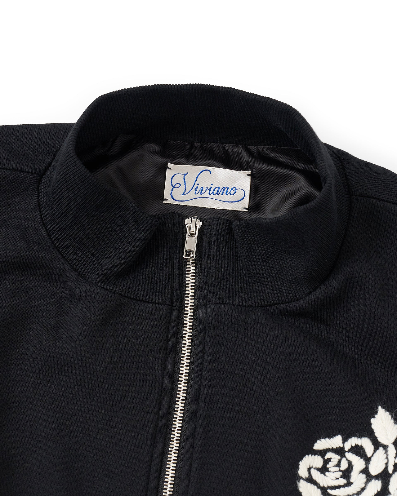 【26AW】ハンドエンブロイダーバルーンジャーシージップアップトップ