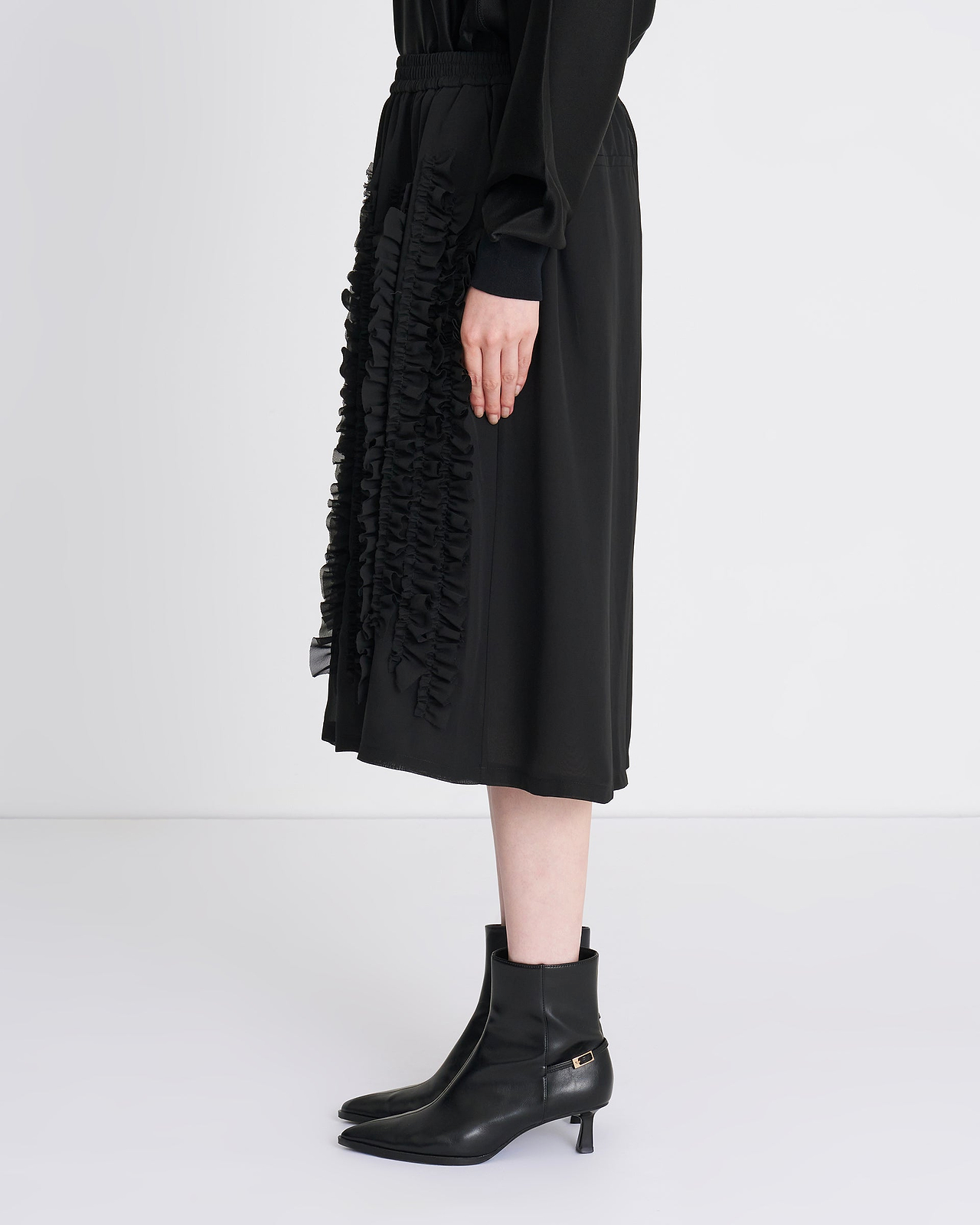 【26AW】ラッフルシフォンワイドショーツ