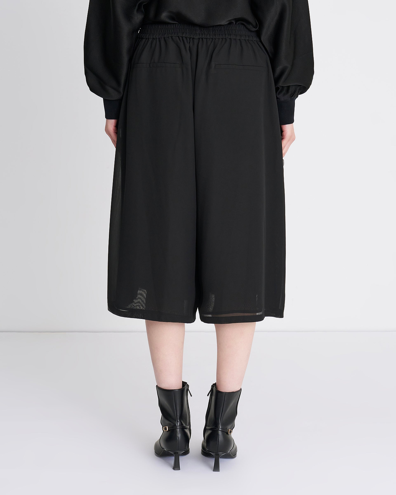 【26AW】ラッフルシフォンワイドショーツ