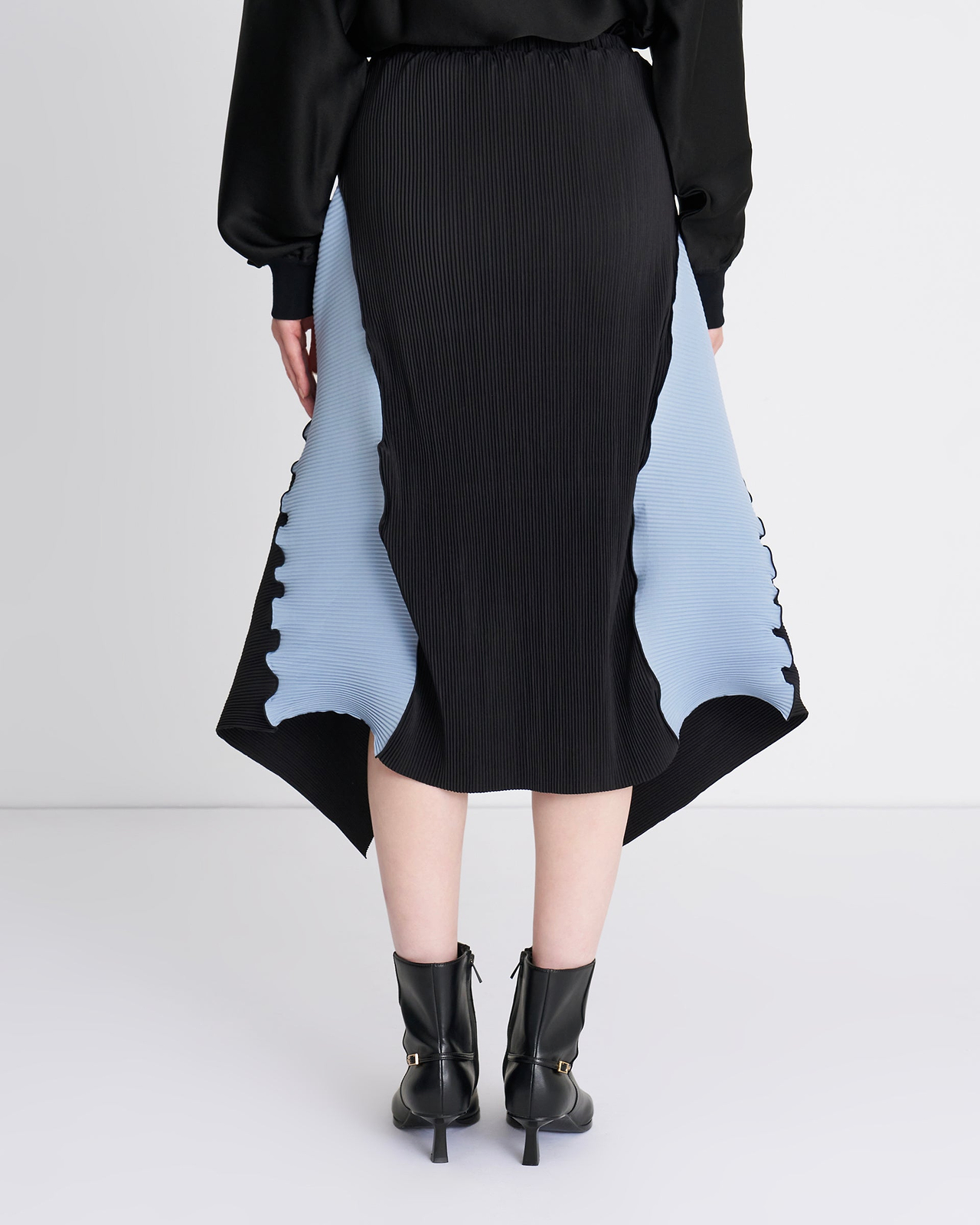【26AW】アーチスカート