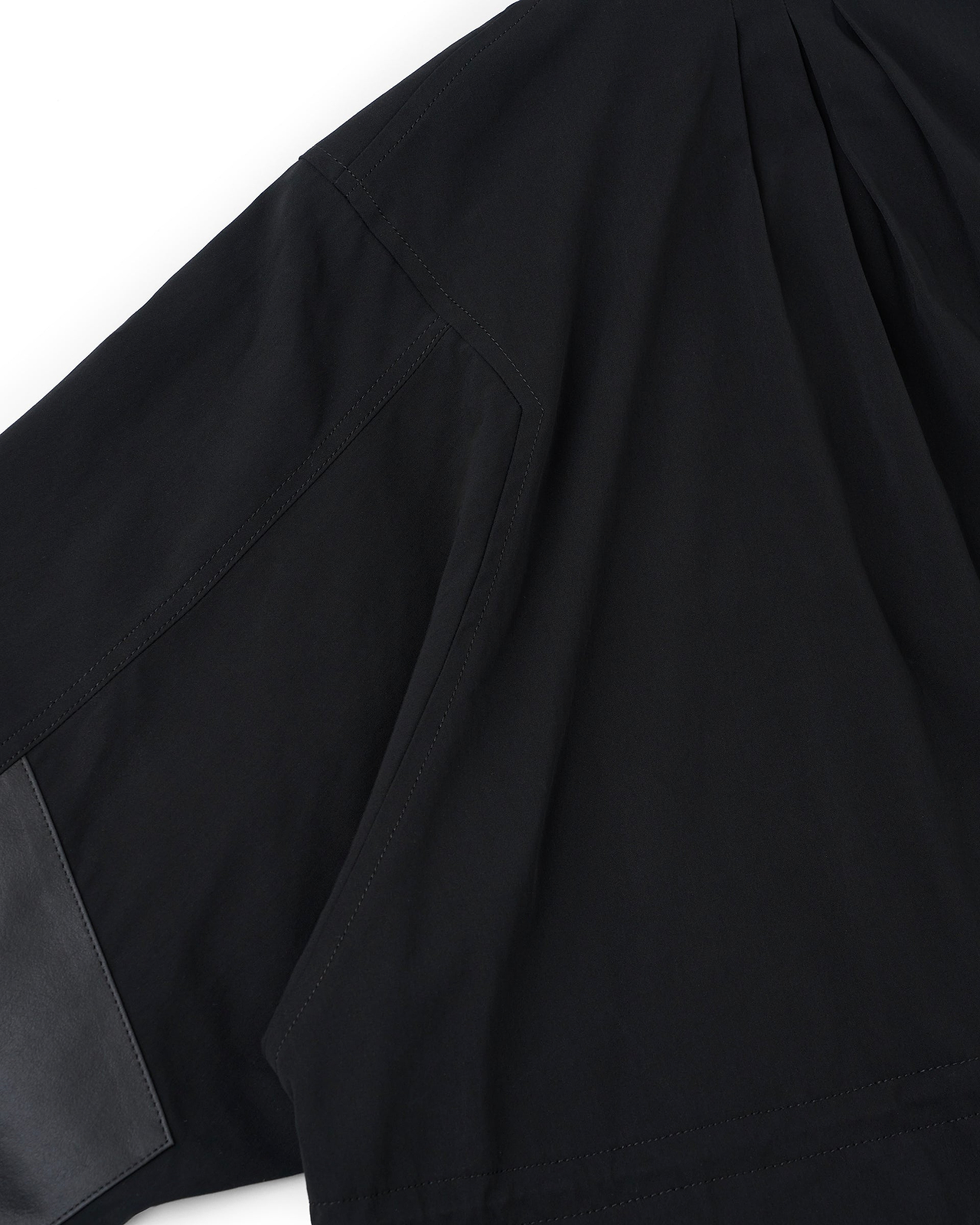 【26AW】リバーシブルスタンドカラーブルゾン