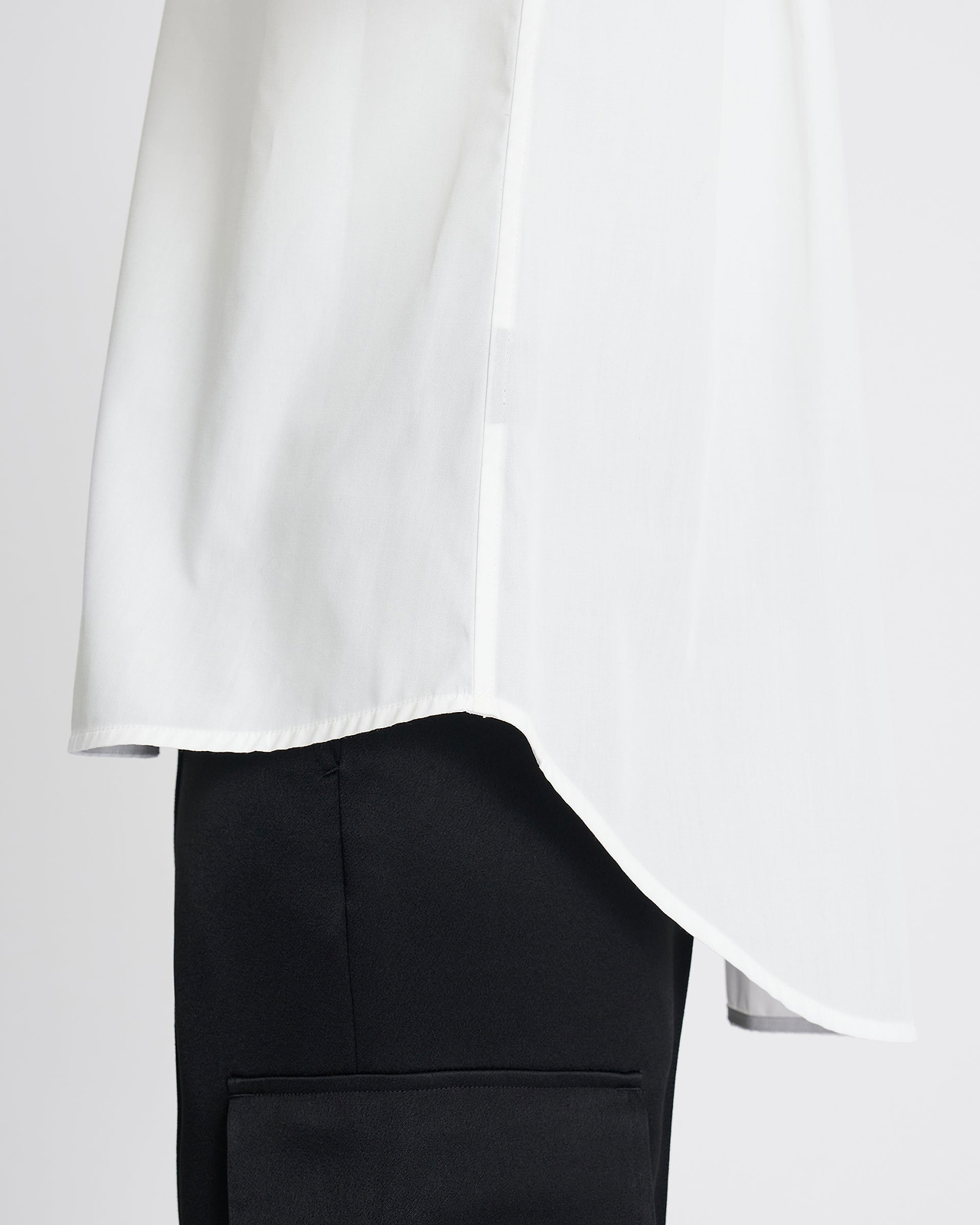 【26AW】スカラップフレームプルオーバー