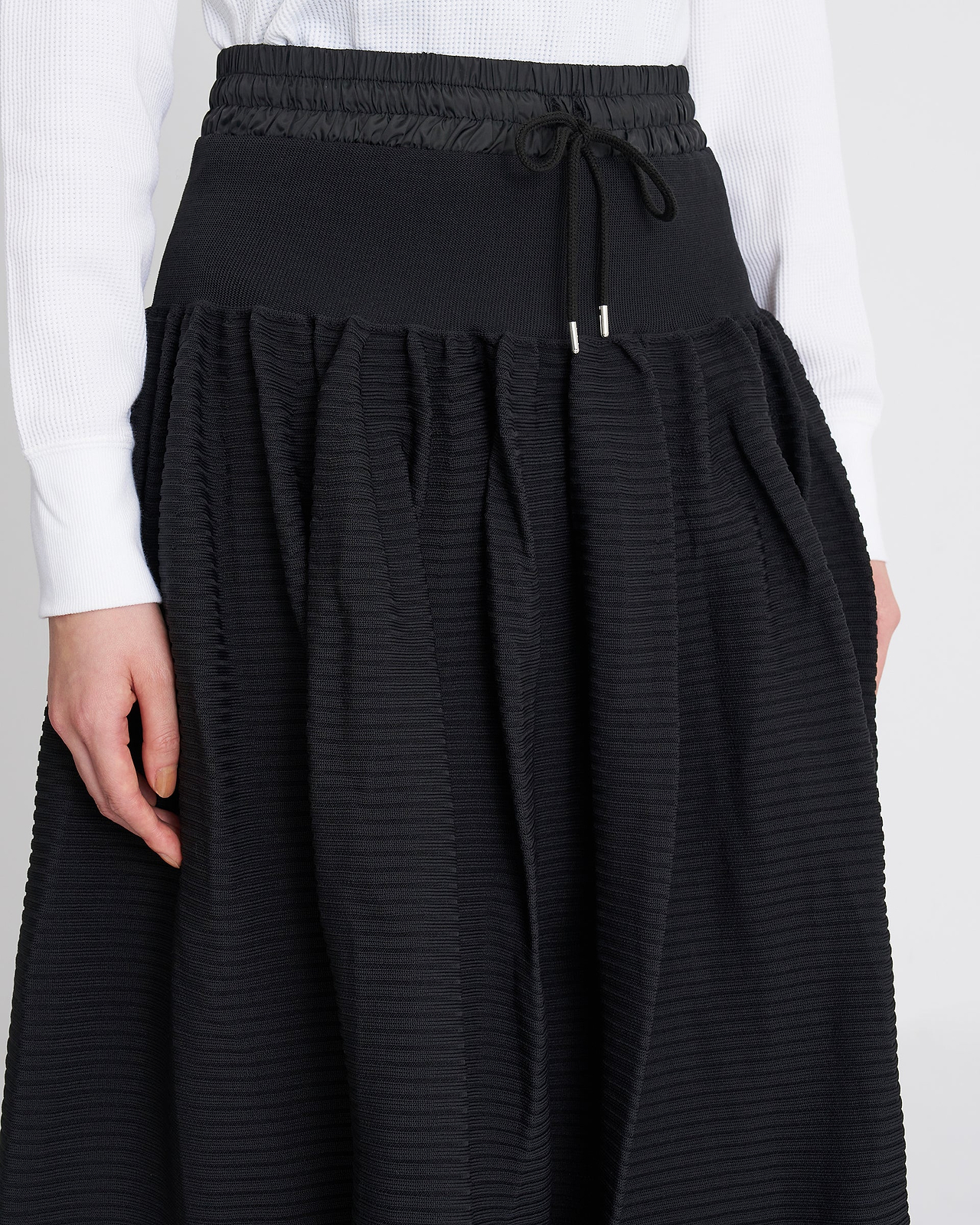 【26AW】エアフレームスカート