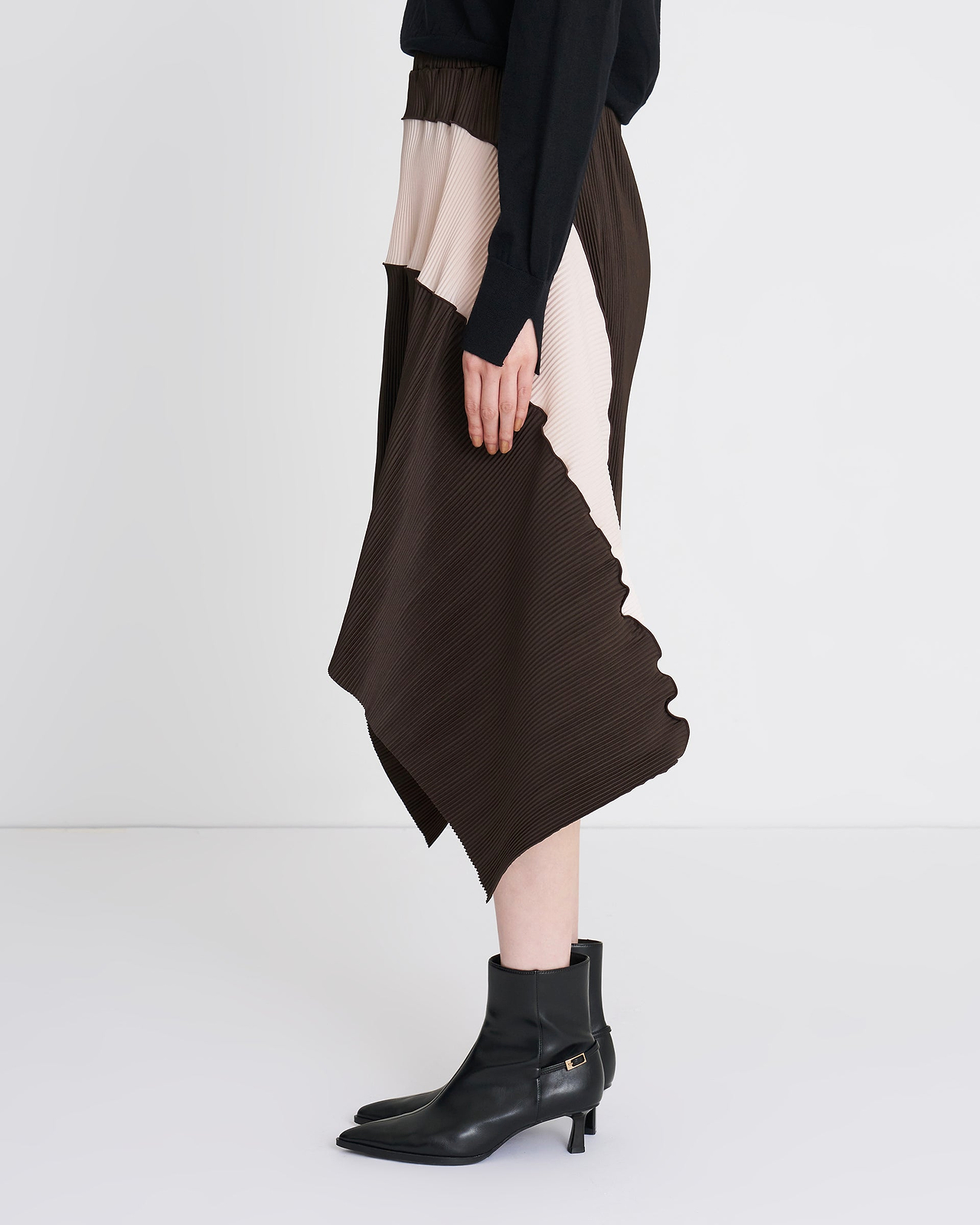 【26AW】アーチスカート