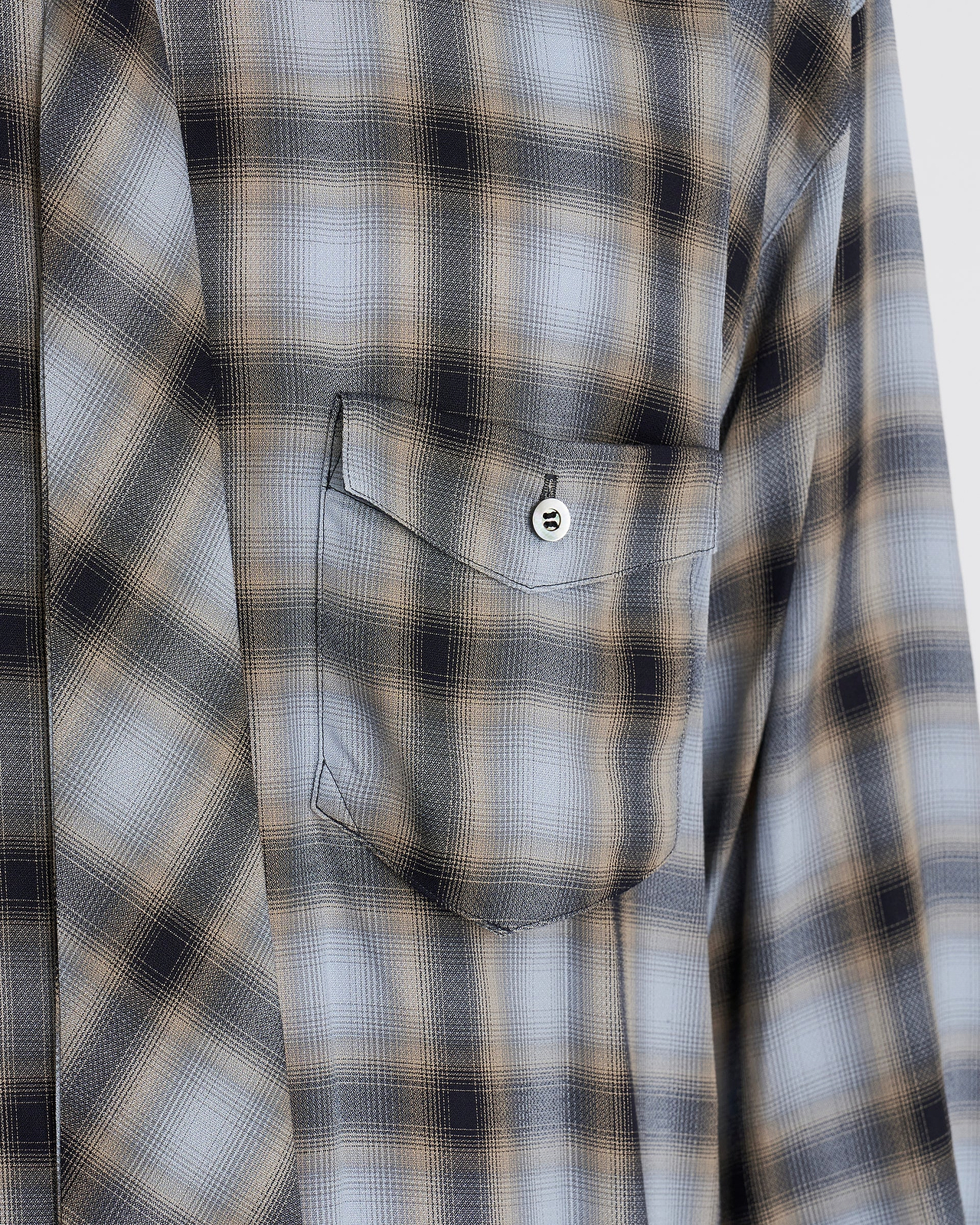 【26AW】ネクタイシャツ