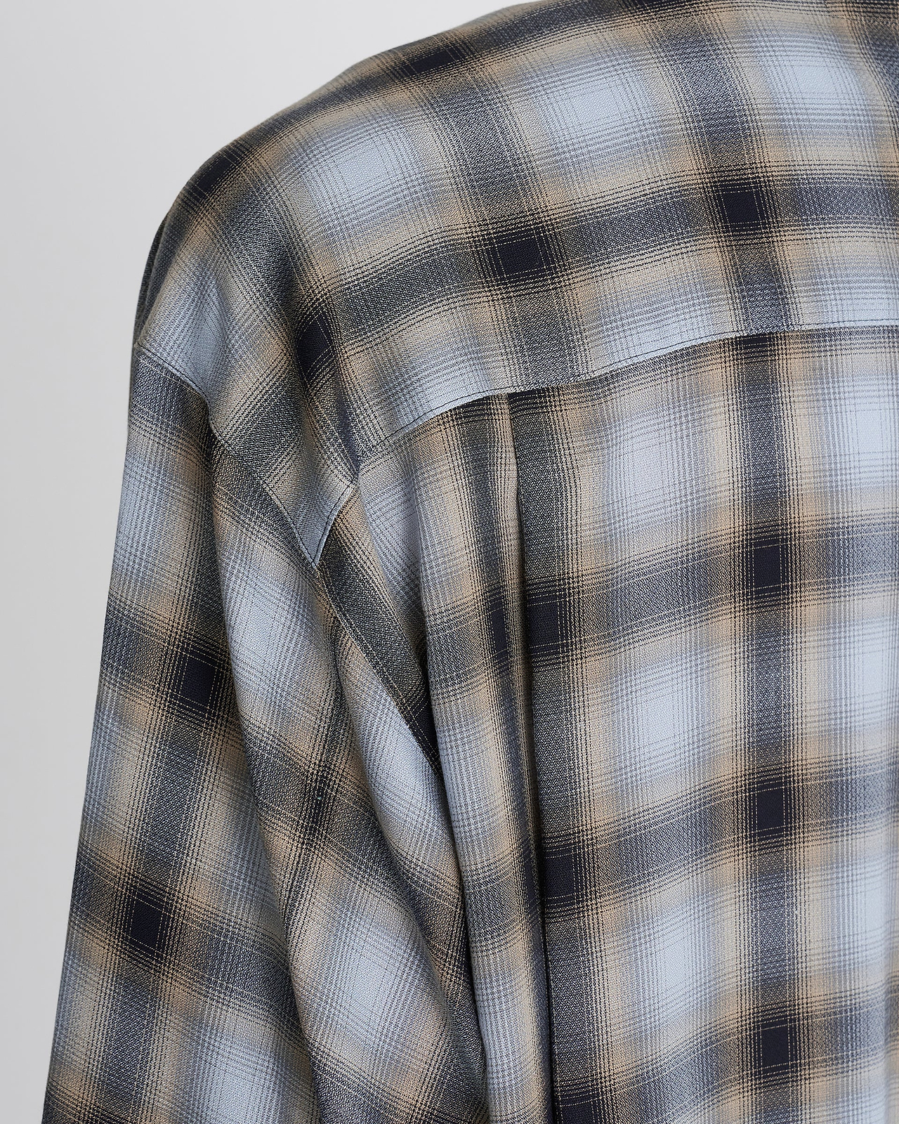 【26AW】ネクタイシャツ