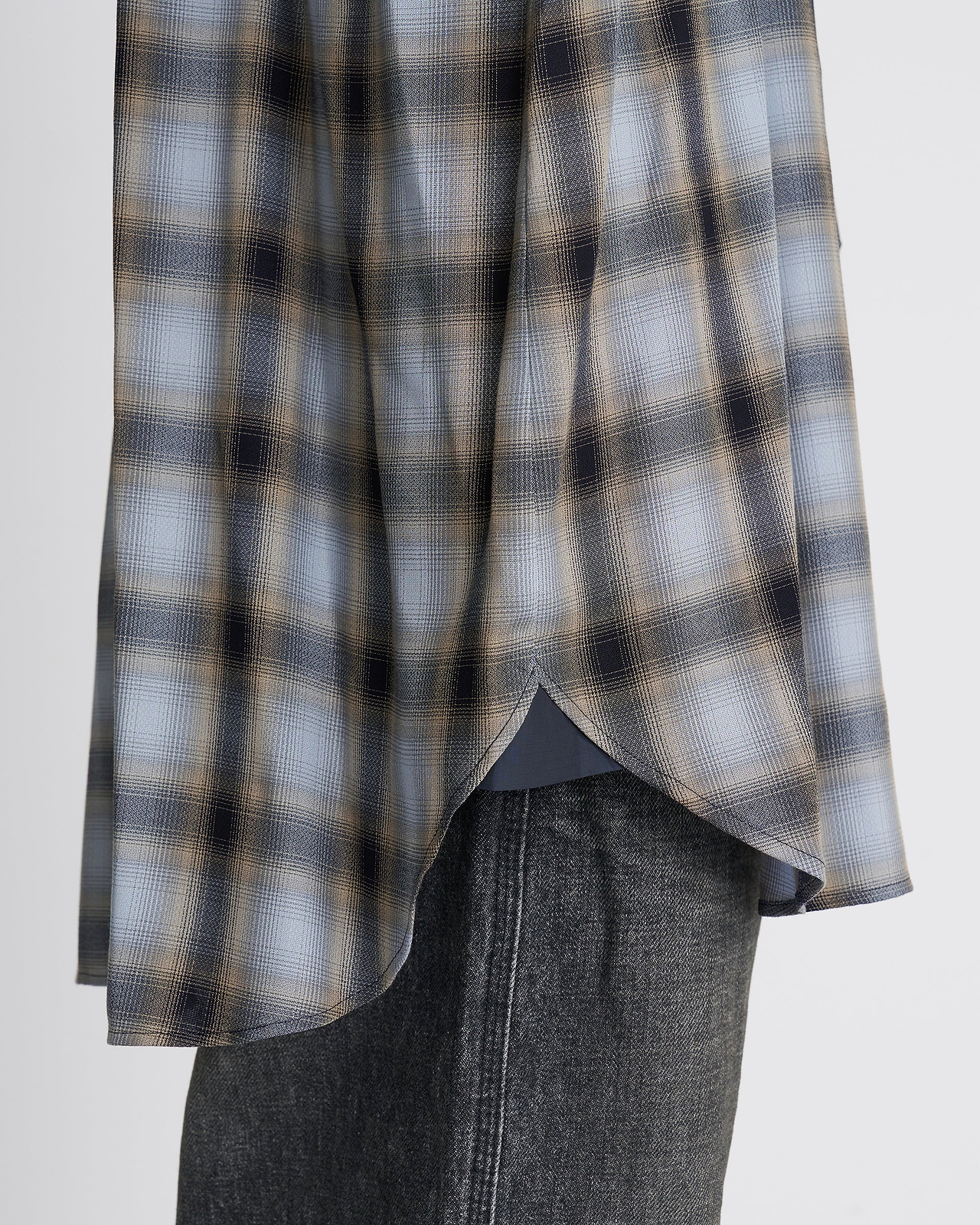 【26AW】ネクタイシャツ
