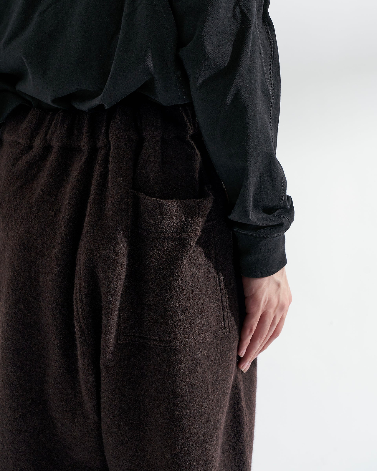 【26AW】ニットパンツ（ハードツイストクレープ）