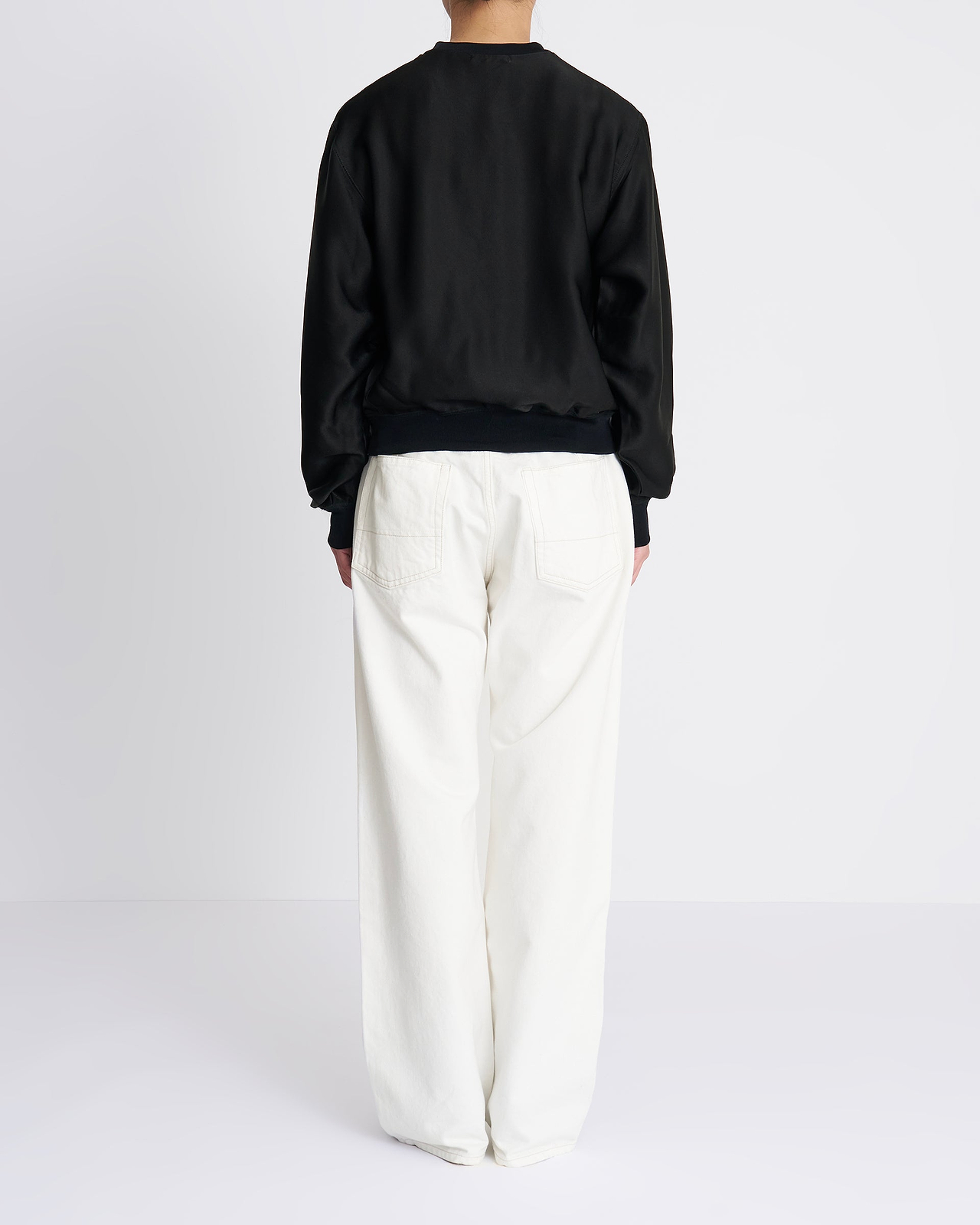 【26AW】サテンリバースウィーヴトップ