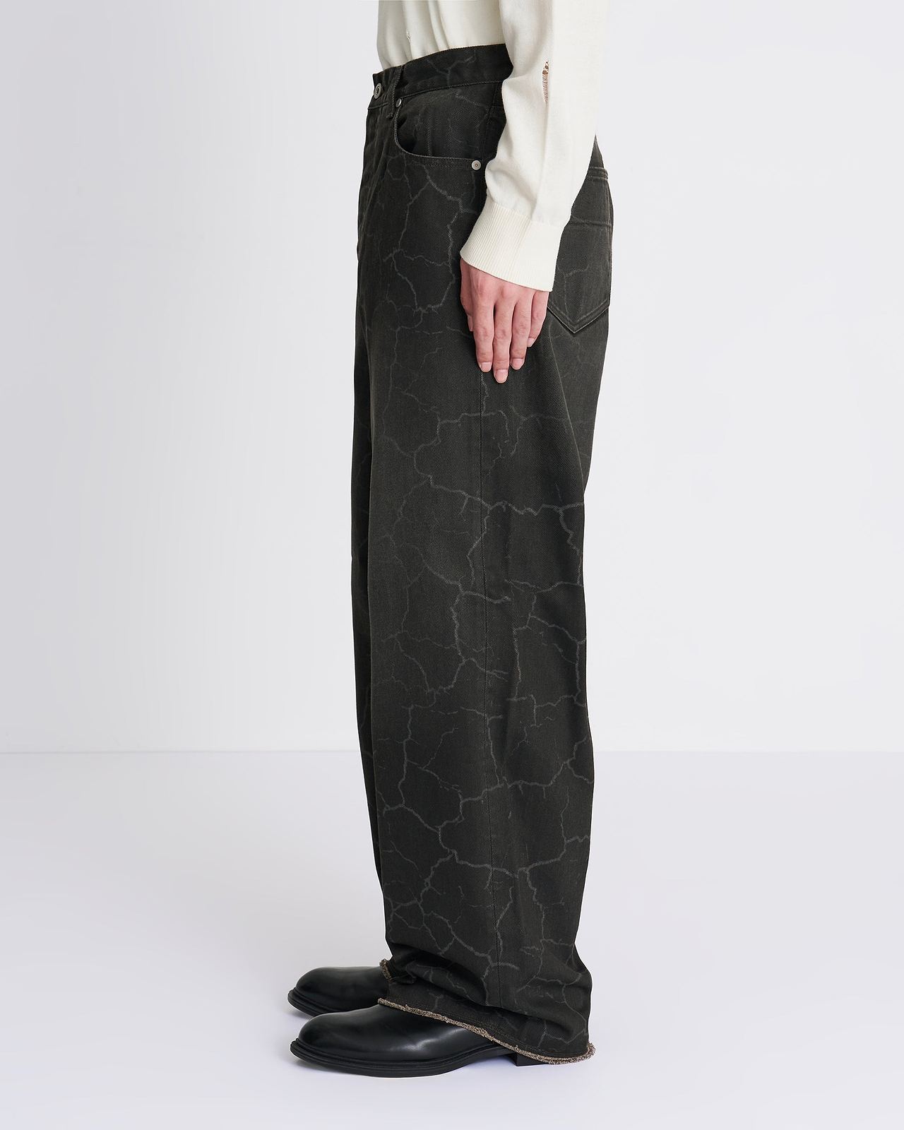 【26AW】クラックデニムノンケパンツ