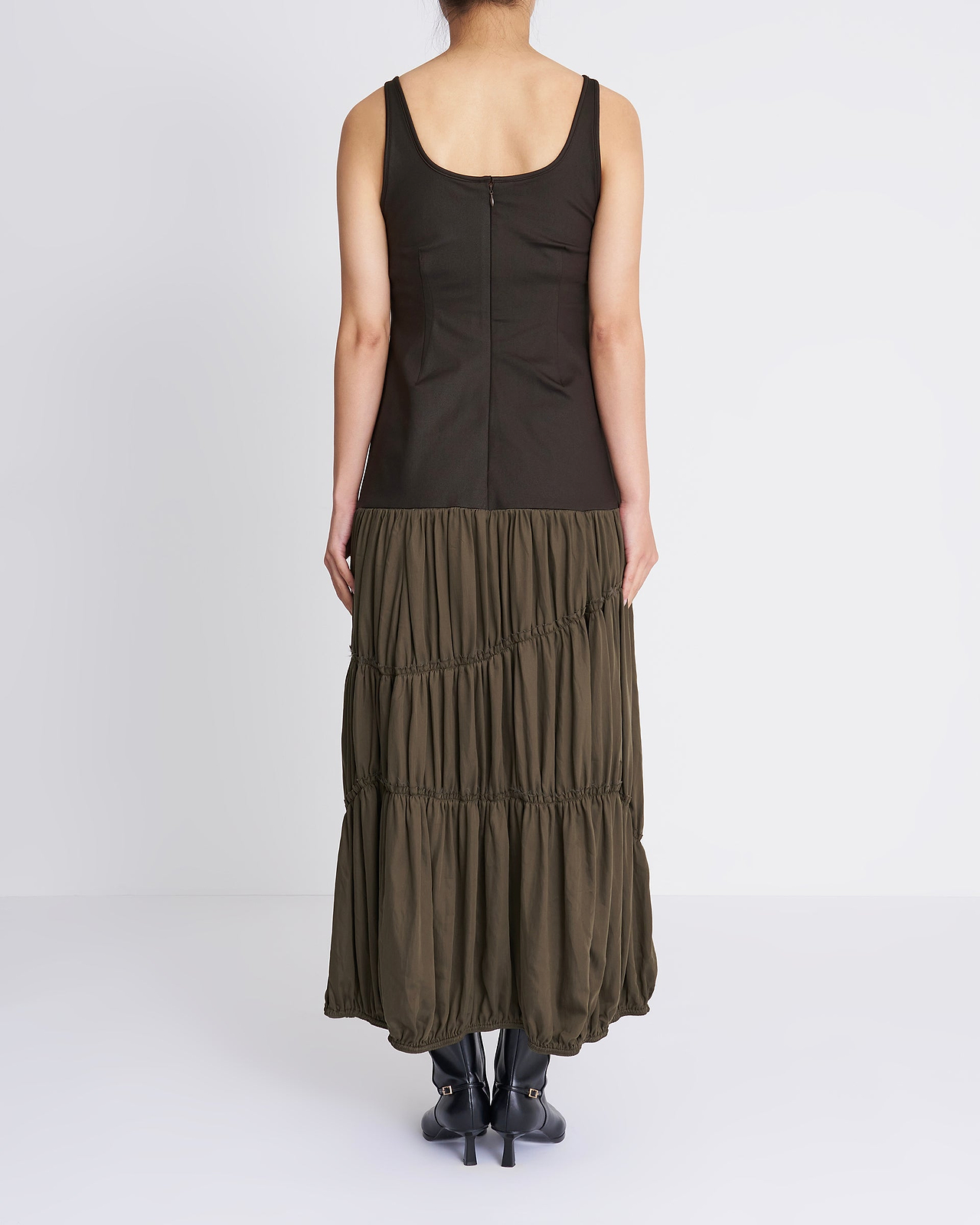 【26AW】ハイストレッチギャザーティアードドレス