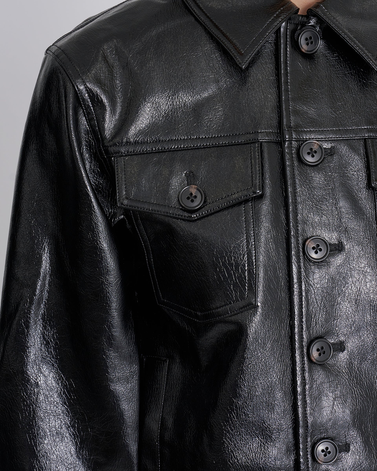 【26AW】フェイクレザープリーツクルージャケット