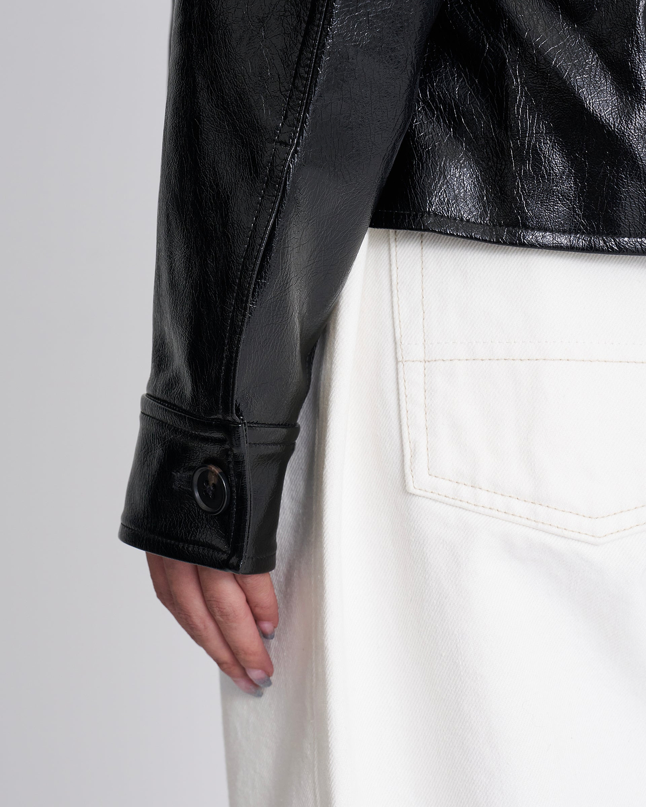 【26AW】フェイクレザープリーツクルージャケット