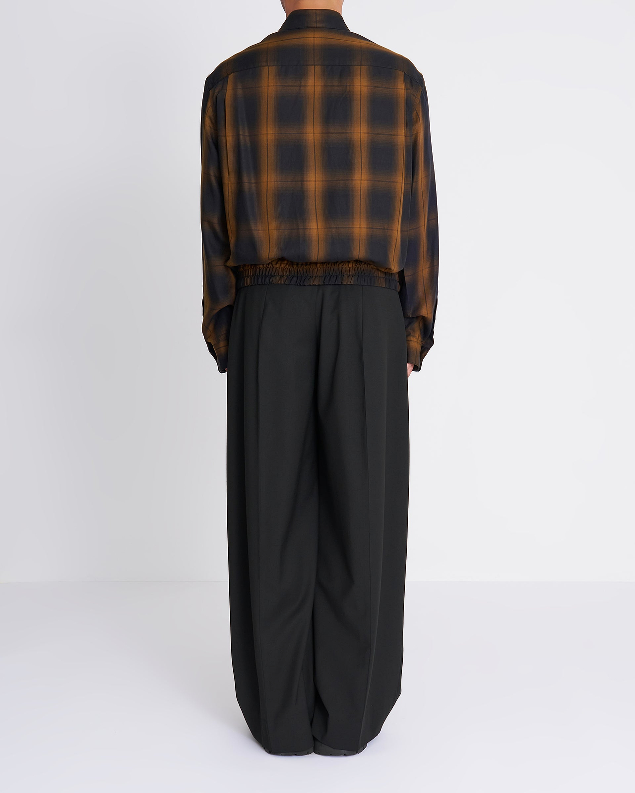 【26AW】エンブロイダードブルゾンシャツ