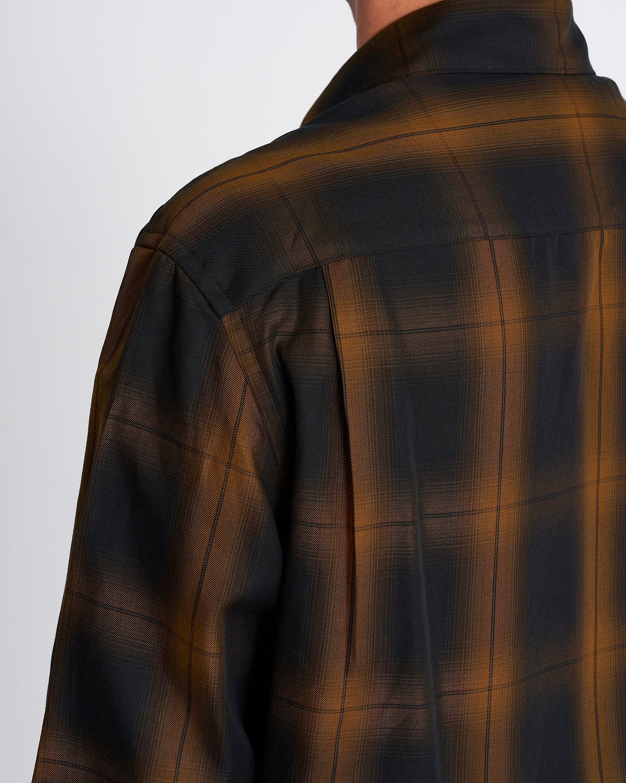 【26AW】エンブロイダードブルゾンシャツ