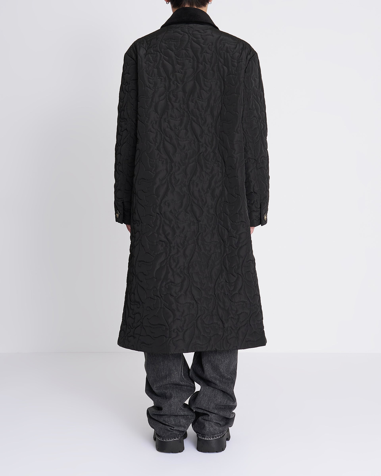 【26AW】フラワーパターンキルテッドコート