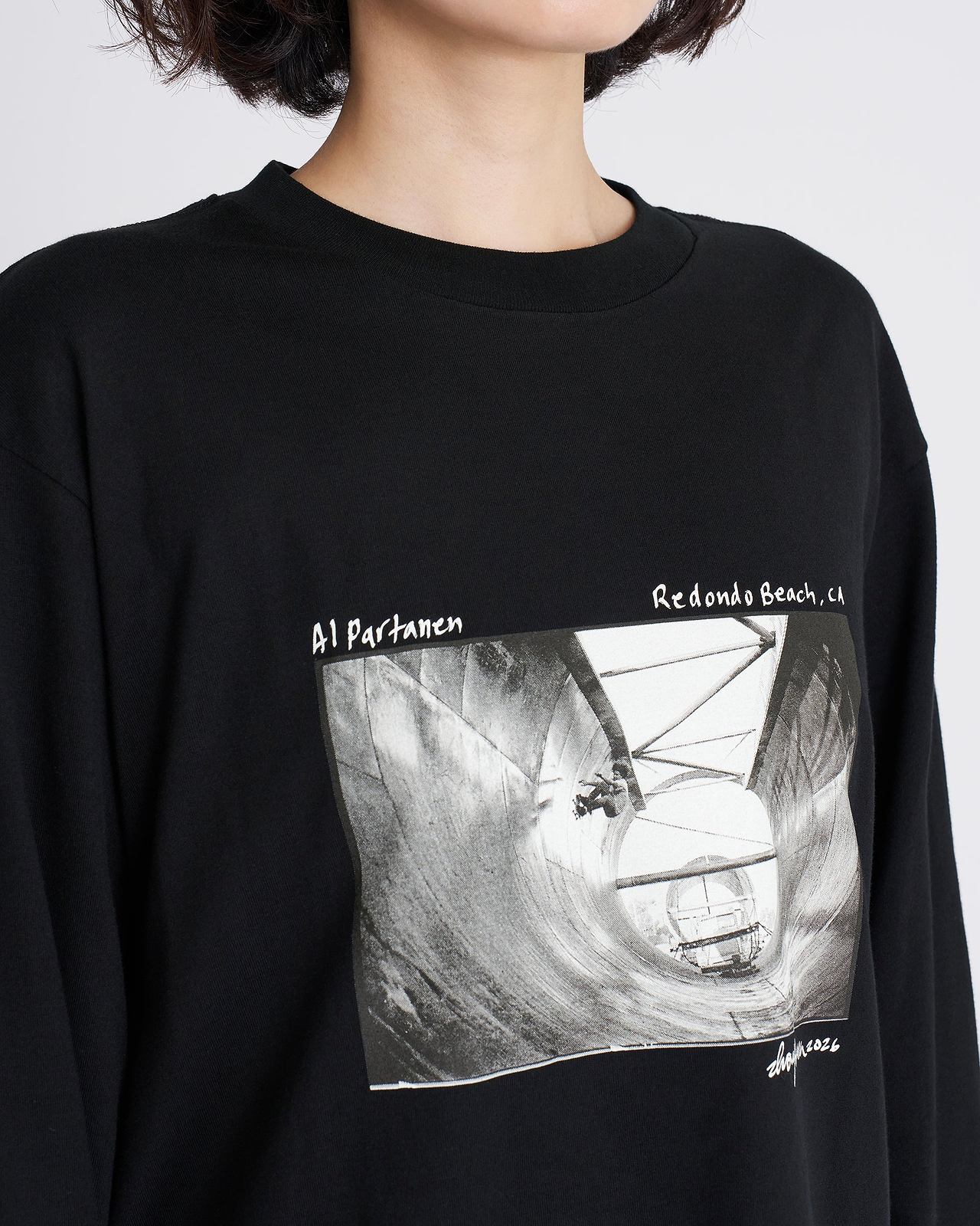 【26AW】アイボリー・セラ "REDONDO BEACH, CA" L/S  Tシャツ