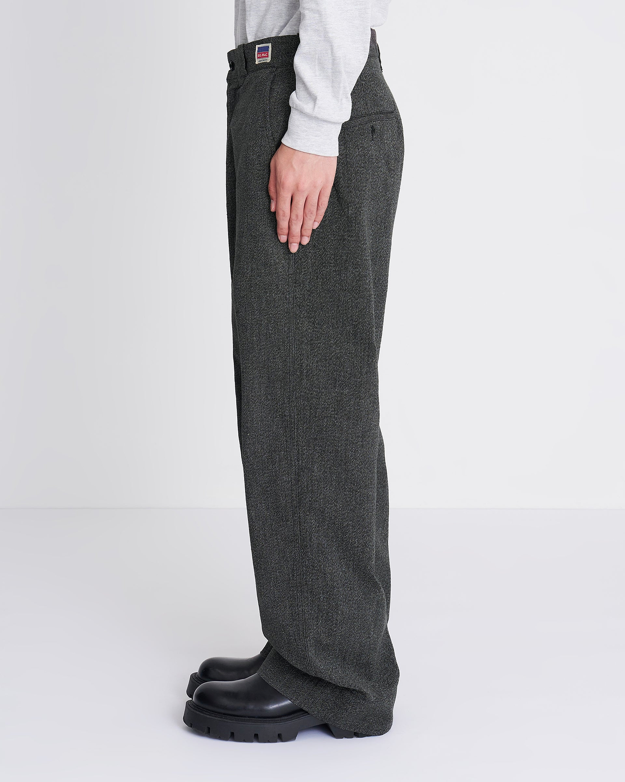 【26AW】＜N.HOOLYWOOD COMPILE × BIG MAC＞ブラックシャンブレーワークパンツ
