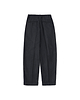 【26AW】ツータックテーパードトラウザーズ
