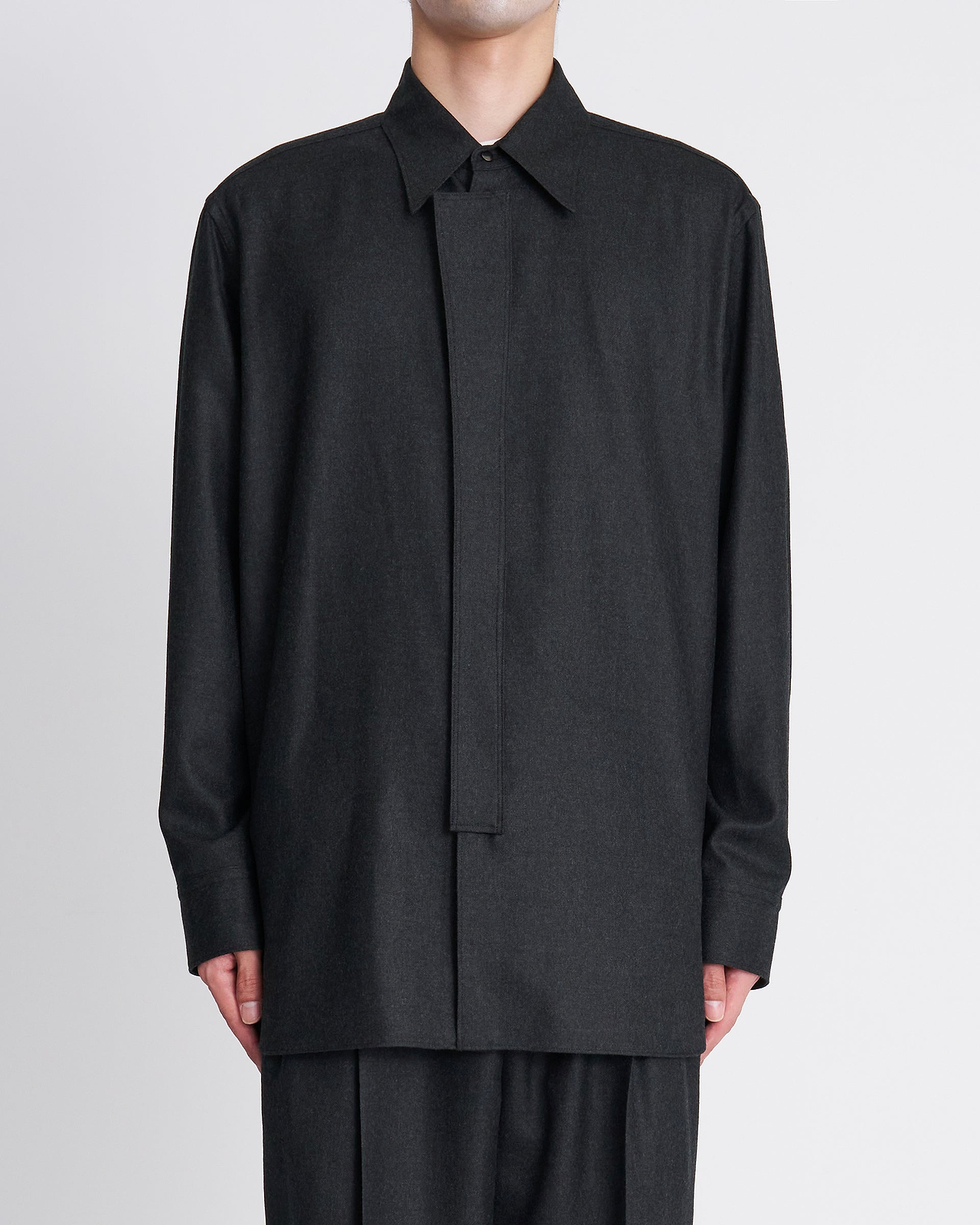 【26AW】オーナメントフライフロントシャツ
