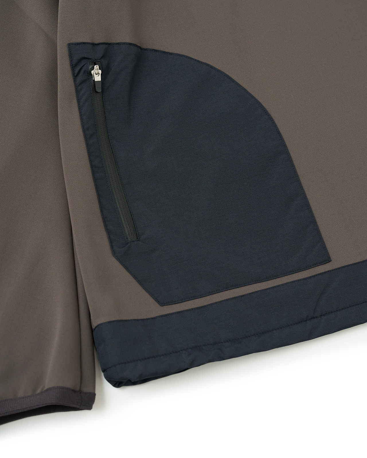 【26AW】ゴーストトラックライトBL